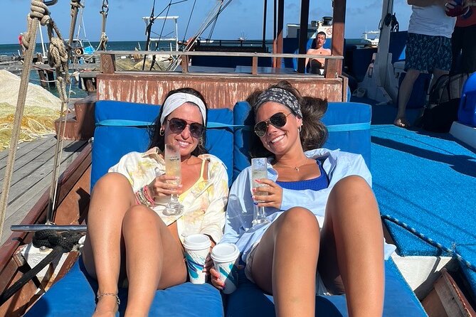 Adults Only Catalina Bay Small Group Snorkel & Sunset Sail - Price and timing: does $124.99 feel worth it?