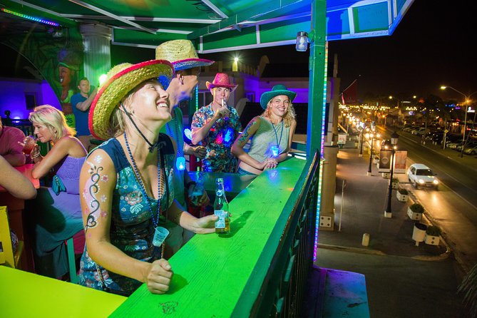 Aruba Happy Hour Party Bus Pub Crawl - Stop 1: Kukoo Kunuku and the Start of the Aruba Night Vibe