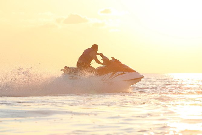 Aruba Jet Ski Rental — Exciting Water Adventures Await - Safety and Comfort: The Rules That Keep It Fun