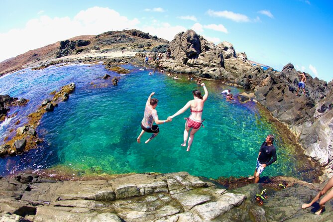Aruba Natural Pool and Indian Cave Rugged Jeep Safari - Where You Start in Oranjestad and What to Bring