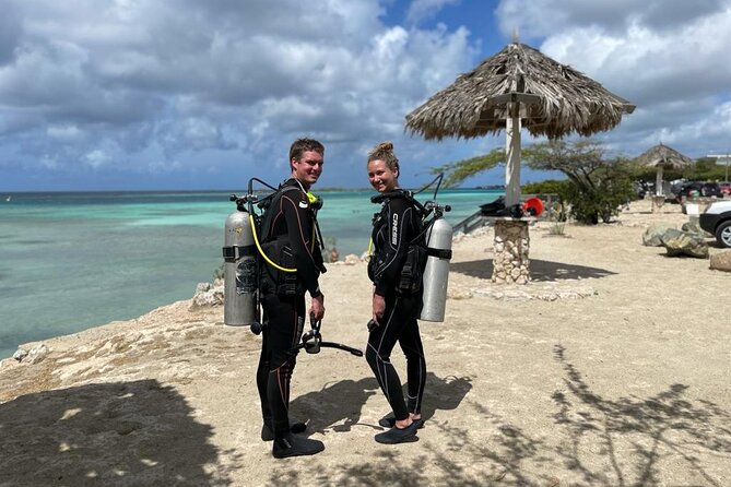 Aruba PADI Scuba Diving Program Non Certified Divers - Gear, Water, and the Small-Group Attention That People Remember