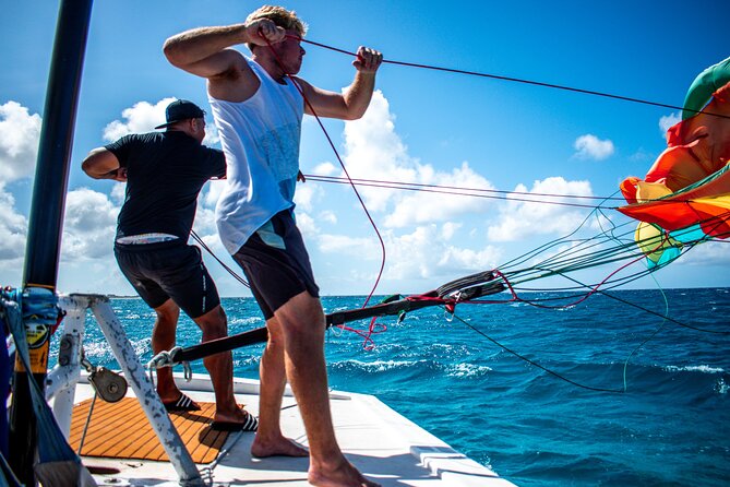 Aruba Parasailing Experience from Noord - Solo or tandem: how the captain decides (and how to plan around it)