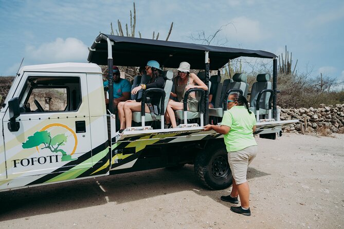 Aruba Signature Jeep Tour: Natural Pool and Baby Beach - Baby Beach in the Afternoon: The Calm Finish After the Rocks