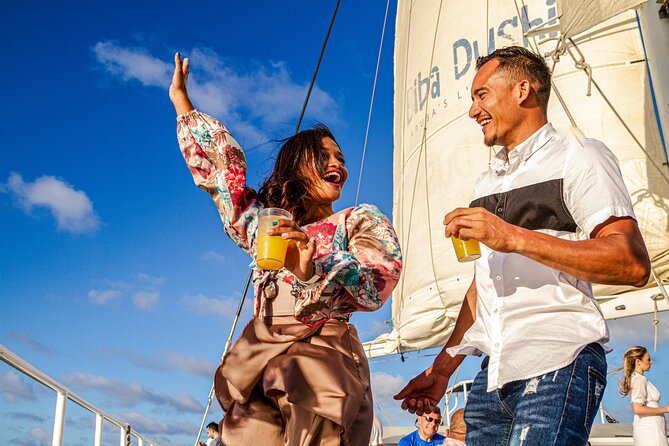 Aruba Sunset Sail with Open Bar - Getting There: De Palm Pier and a Smooth Check-In