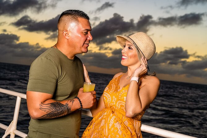 Aruba Sunset Sail with Open Bar - The Coastline Moments: Sunset Photos Without the Hassle