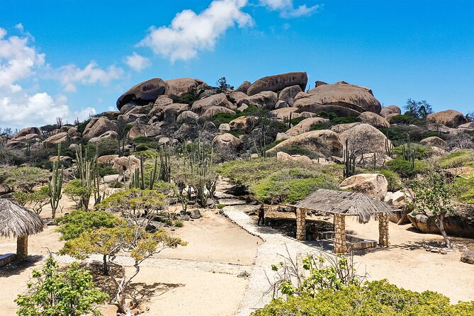 Best of Aruba by Bus - Stop 2: Baby Natural Bridge (Natural Bridge stop)