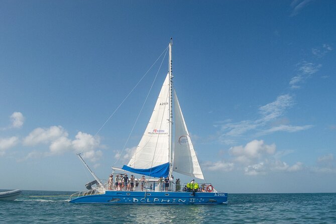 Dolphin Catamaran Snorkel and Sail with Open Bar - The day on the water: sail, snorkel, snack, repeat