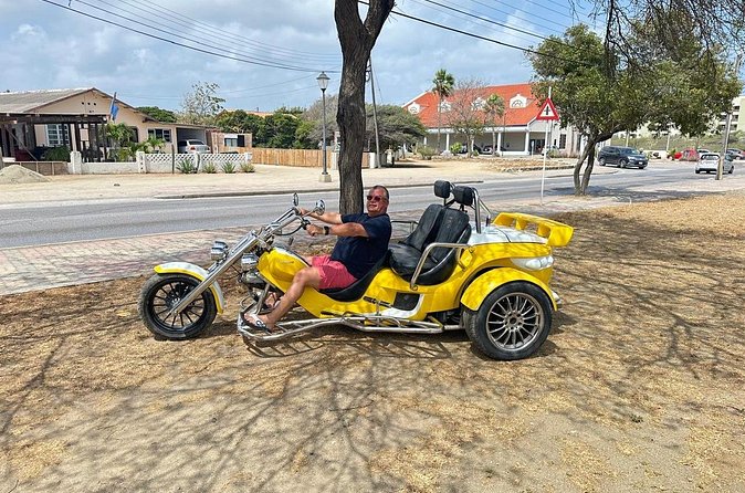 Guided Trikes Tour Around Aruba Island - Studio Murano: glass art, photos, and that “only in Aruba” feeling