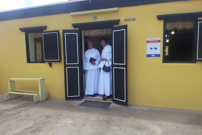 Half day Tour - Getting Picked Up in Oranjestad (And Why the Mobile Ticket Helps)