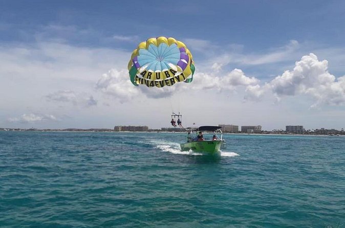 Parasailing in Palm Beach - The crew vibe: fun, funny, and on-task