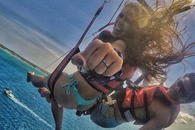 Parasailing in Palm Beach - How the 20-minute parasail actually works on the water