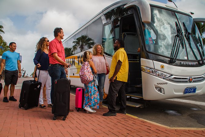 Round Trip Aruba Airport Transfer - Arriving at Queen Beatrix: Finding the Bus Fast