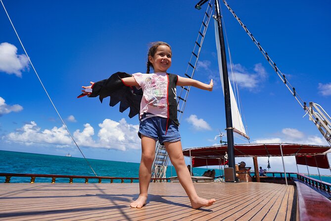 Set Sail in Aruba: Jolly Pirate Cruise with Snorkel Adventure - What marine life you may spot (beyond the shipwreck photos)