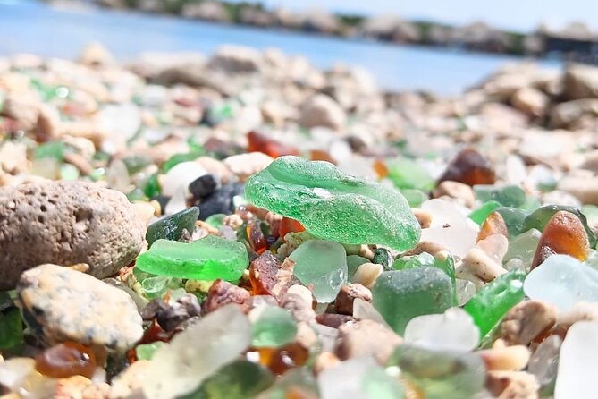 Sunset Sea Glass Island Kayak Tour - Why Sea Glass Island is the main character of Aruba