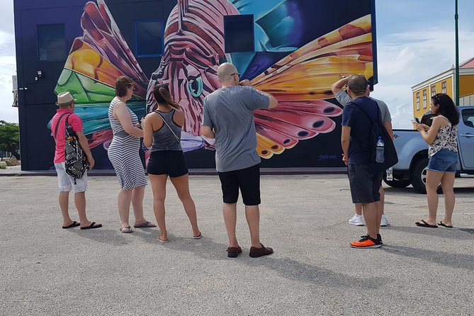 The Whole Story Tour + A Ride - San Nicolas Murals: Why this tour is about the meaning, not just photos