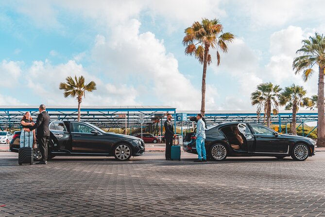 VIP Luxury Sedan Airport Transfer - Price and value: $105 per group up to 2